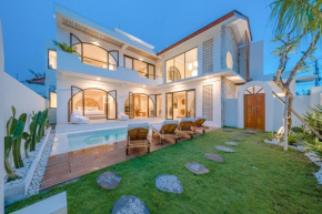 Villa SANKARA - Rooftop 3BR Villa with Brasero & Cinema - Sunset view - Canggu Beach